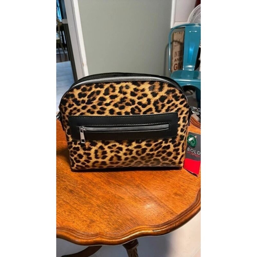 Bold Elements NWT Animal Print Crossbody Purse